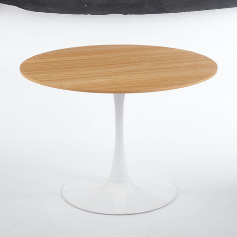 Mid-Century Tulip Dining Table With Round Top