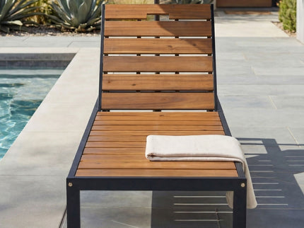 Outdoor Chaise With Adjustable Backrest