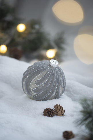 Decorative Hanging Ball Christmas Tree Ornaments For Holiday Party Decorations (Set of 6)
