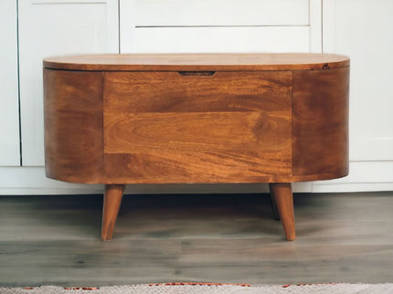 Rounded Lid Up Blanket Box