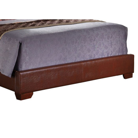 Elegant Platform Bed For Relaxed Spaces