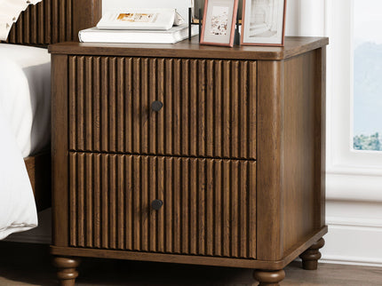 3 Piece Bedroom Set With Bed And 2 Nightstands