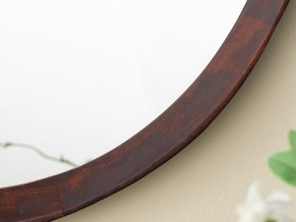 Transitional Decor Style Wall Mirror Decor With Frame For Bathroom