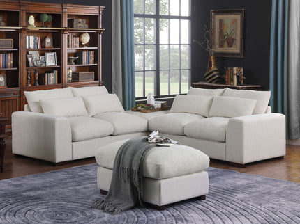 Tatman - Sectional With 2 Ottomans