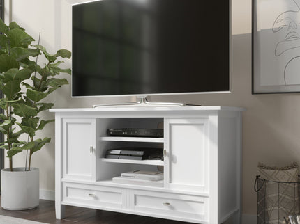 Warm Shaker - Transitional Style TV Media Stand