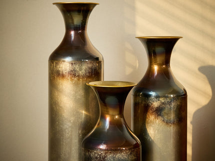 Modern Droplet Shaped Floor Vase Set, Glazed Metal Decorative Vases 3 Piece Home Accent For Living Room - Gold / White