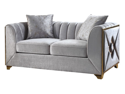 Velencia - Modern Style Loveseat