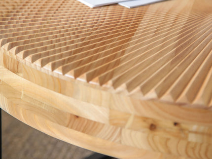 Modern Round Coffee Table With Wooden Carving Pattern