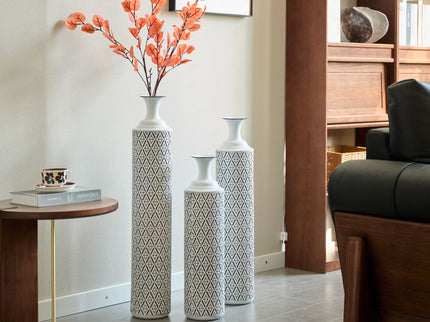 Modern Floor Vase Set Metal Vases With Geometric Pattern, 3 Piece Home Decor Set - White / Black