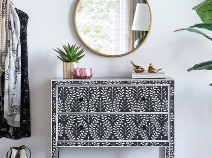Circle Wall Mirror With Iron Frame, Accent Mirror For Living Room