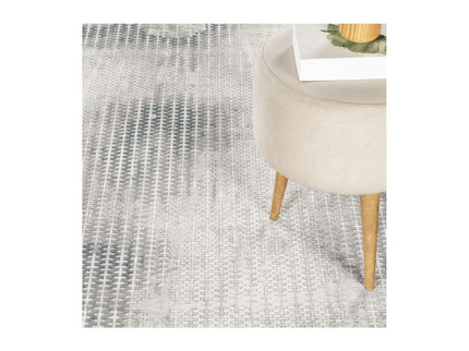 Geometrix - 5'3" X 7'3" Area Rug, Geometric 3D Effect - Ivory / Gray