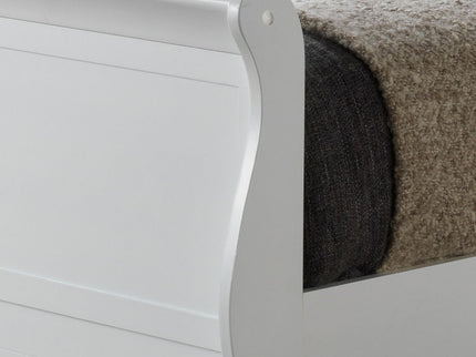 Elegant Trundle Bed With Timeless Charm