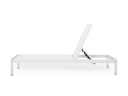Outdoor Patio Chaise Lounge With 5 Reclining Positions