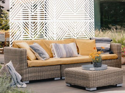 Freestanding Outdoor & Indoor Freestanding Metal Privacy Screen