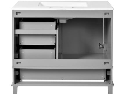 Traditional Bathroom Vanity Set With Soft Close Doors