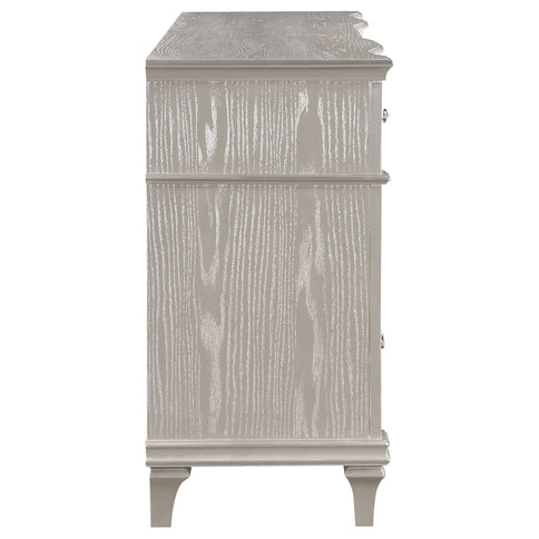 Katerina - 9 Drawer Dresser With Removable Jewelry Tray - Oak