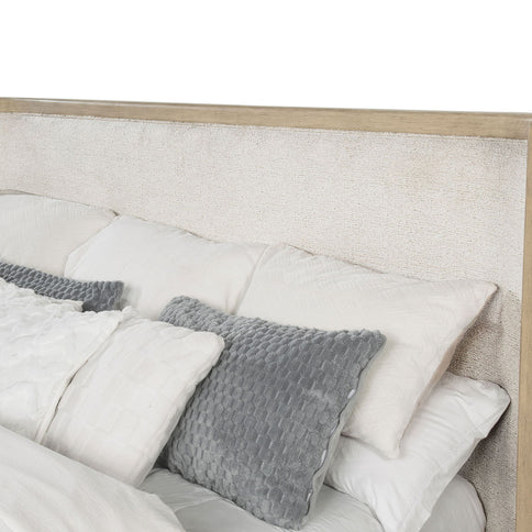 Kimpton - Wingback Bed