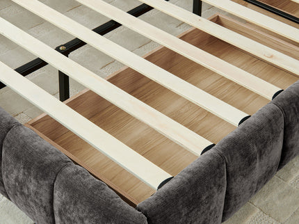 Modern Platform Bed Frame With Thick Fabric