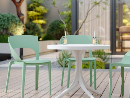 4 Piece Set Of Modern Designed Single Chairs With Round Table