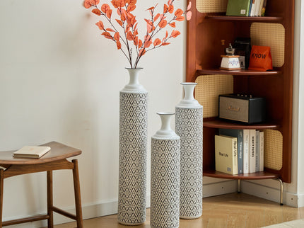 Modern Floor Vase Set Metal Vases With Geometric Pattern, 3 Piece Home Decor Set - White / Black