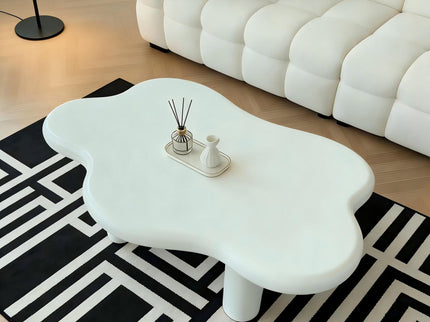 Cloud Shaped Coffee Table With 4 Round Legs