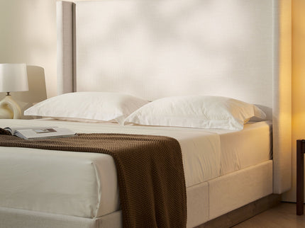 Hosford - Minimalist Upholstered Wingback Bed