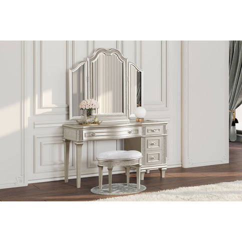 Colwood - 4 Drawer Vanity Desk With And Built In Charging - Silver Gray