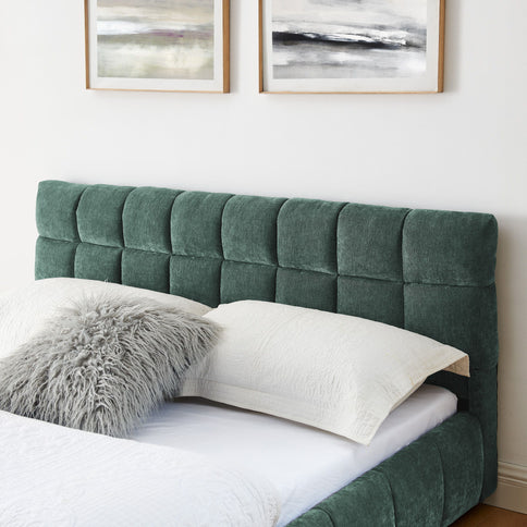 Modern Platform Bed Frame With Thick Fabric