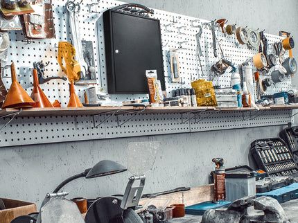 Adjustable Key Cabinet With Lock