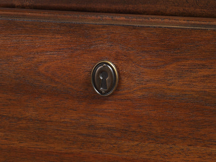 Chamberlin - 3 Drawer Dresser - Brown
