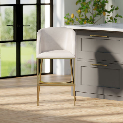 Stool With Elegant Modern Design