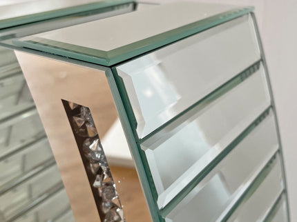 U - Shaped Floor Vase With Shattered Diamond Mirror Surface