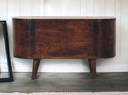 Rounded Lid Up Blanket Box