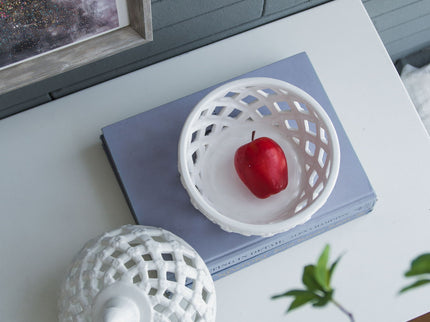 Ceramic Lidded Jar With Lattice Design - White