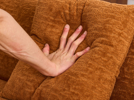 Combined Sofa With 4 Pillows