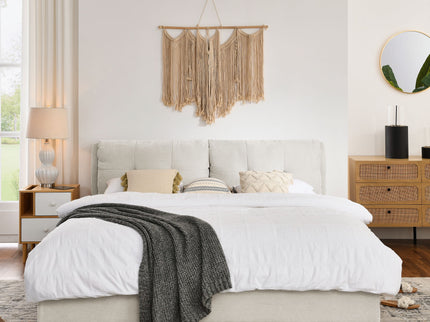 Storage Upholstered Hydraulic Platform Bed With Integrated Headboard