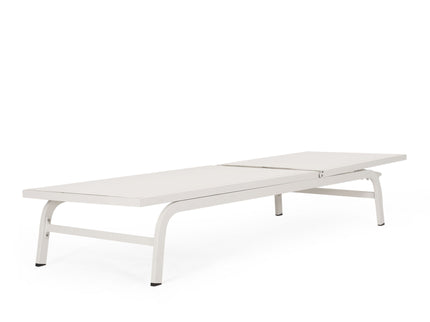 Finn - Contemporary Chaise Lounge For Outdoor Relaxation