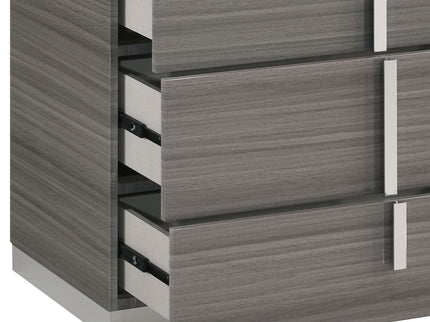 Altima - 5 Drawer Chest - Gray