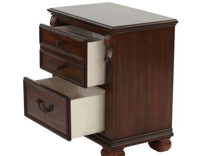 Bedroom Furniture Set With Traditional Style