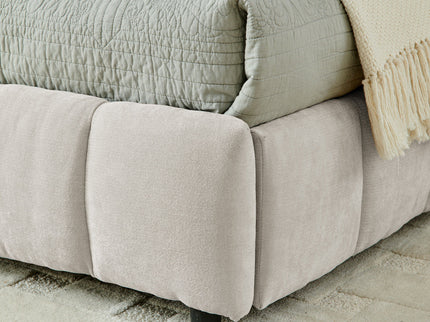 Modern Platform Bed Frame With Thick Fabric