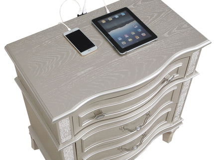 Evangeline - 3 Drawer Nightstand - Oak