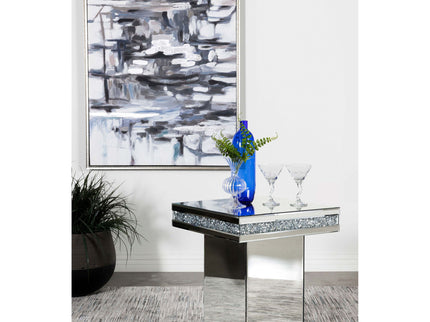 Cavelle - Side Table - Clear