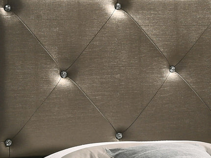 Lorana - Bed