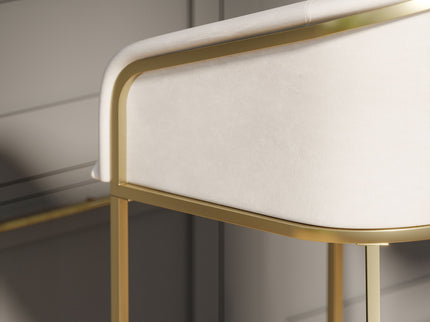 Stool With Elegant Modern Design