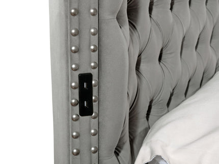 King 5 Piece Bedroom Set Made - Gray