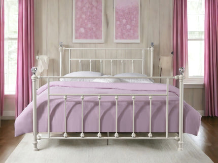 Comet - Bed, Elegant Spindle Design