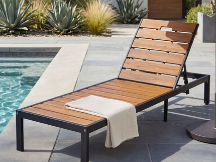 Outdoor Chaise With Adjustable Backrest