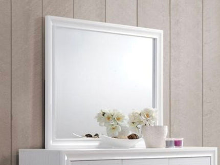 Naima - Minimalist Design Mirror