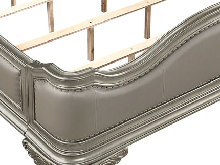 Bella - Traditional Bed