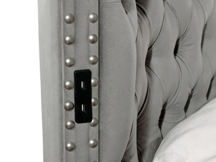 Hazel - 5 Piece Queen Tufted Bedroom Set - Gray